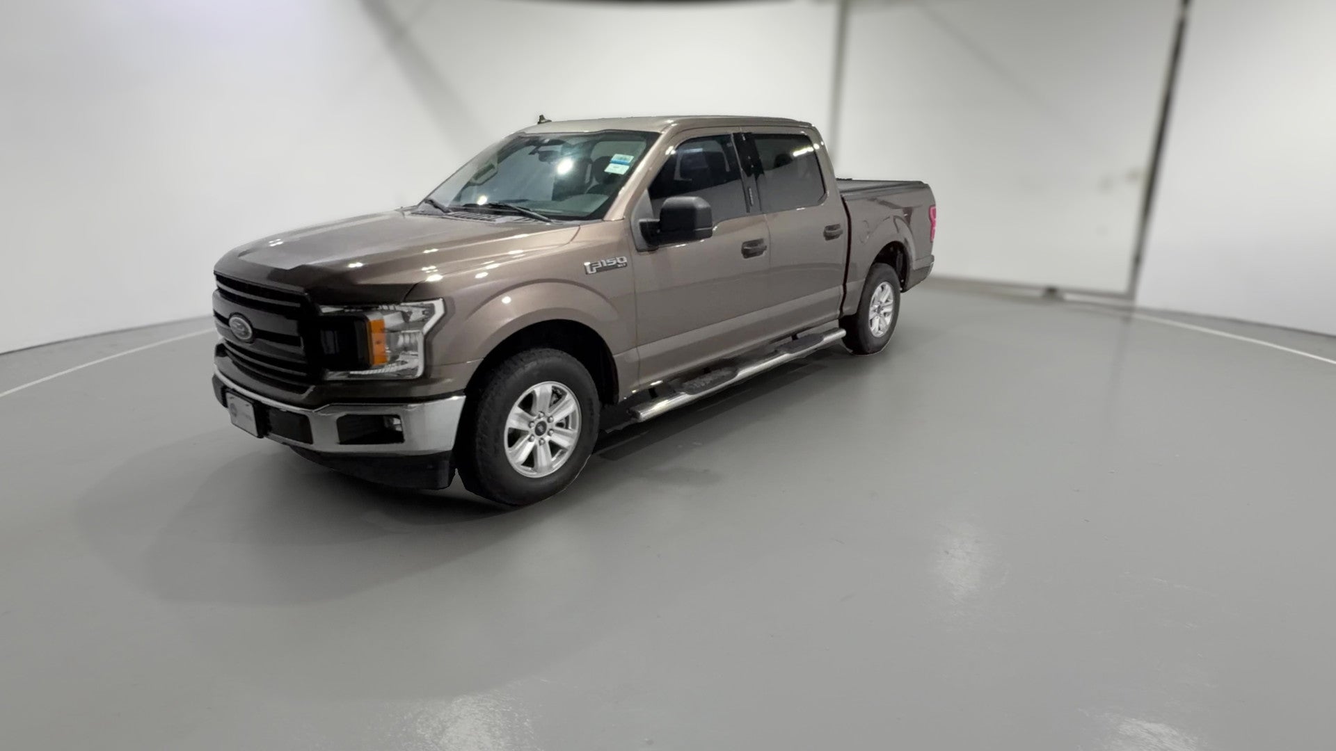 2020 Ford F150 SuperCrew Cab vehicle photo