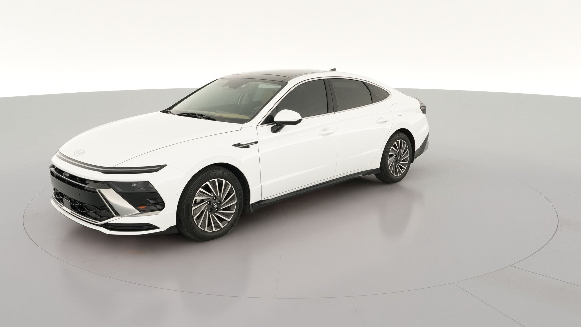 2025 Hyundai Sonata Hybrid vehicle photo