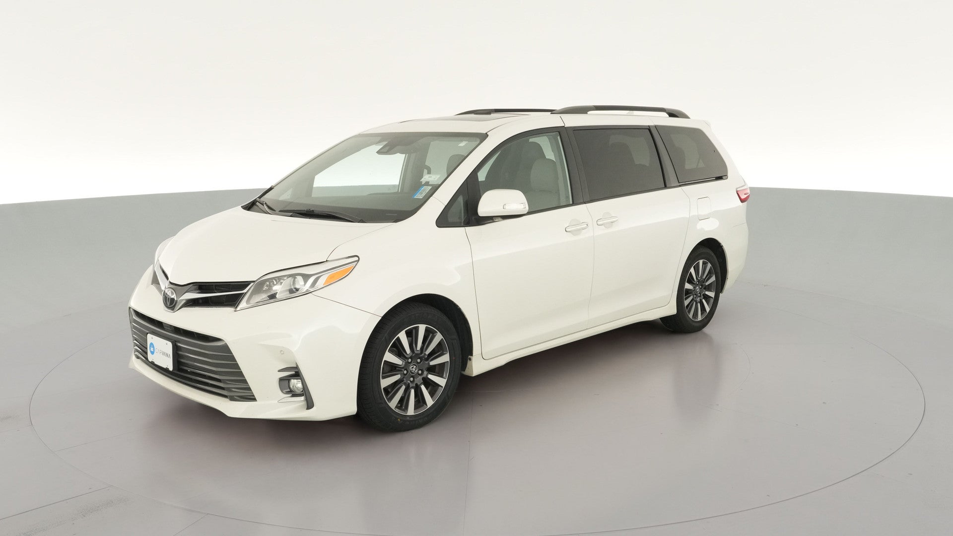 2019 Toyota Sienna vehicle photo