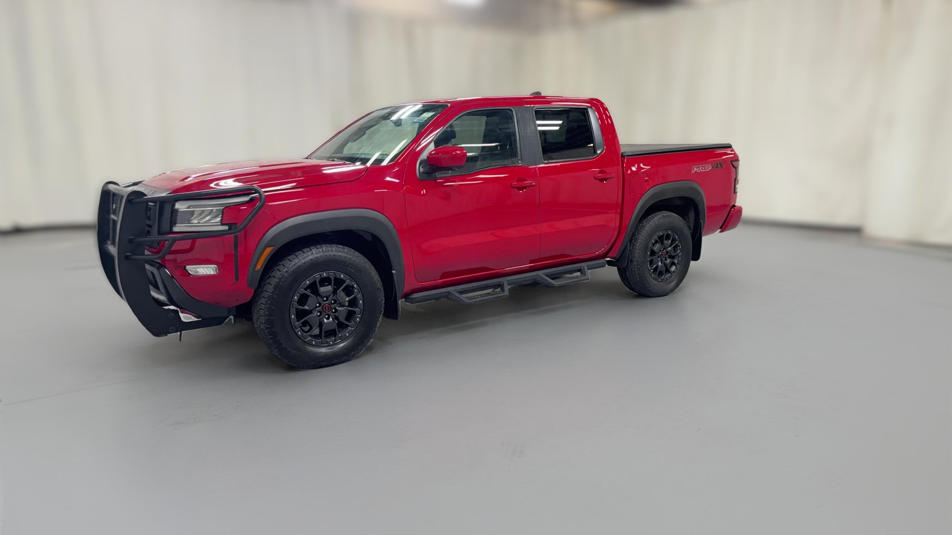 2023 Nissan Frontier Crew Cab vehicle photo