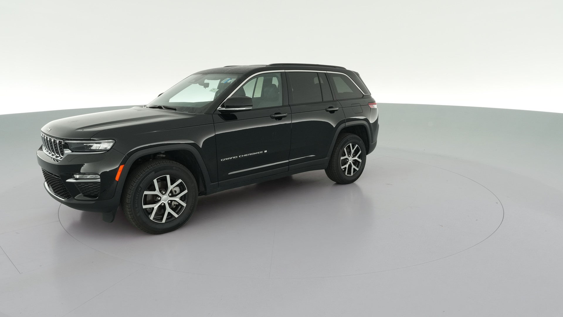 2025 Jeep Grand Cherokee vehicle photo