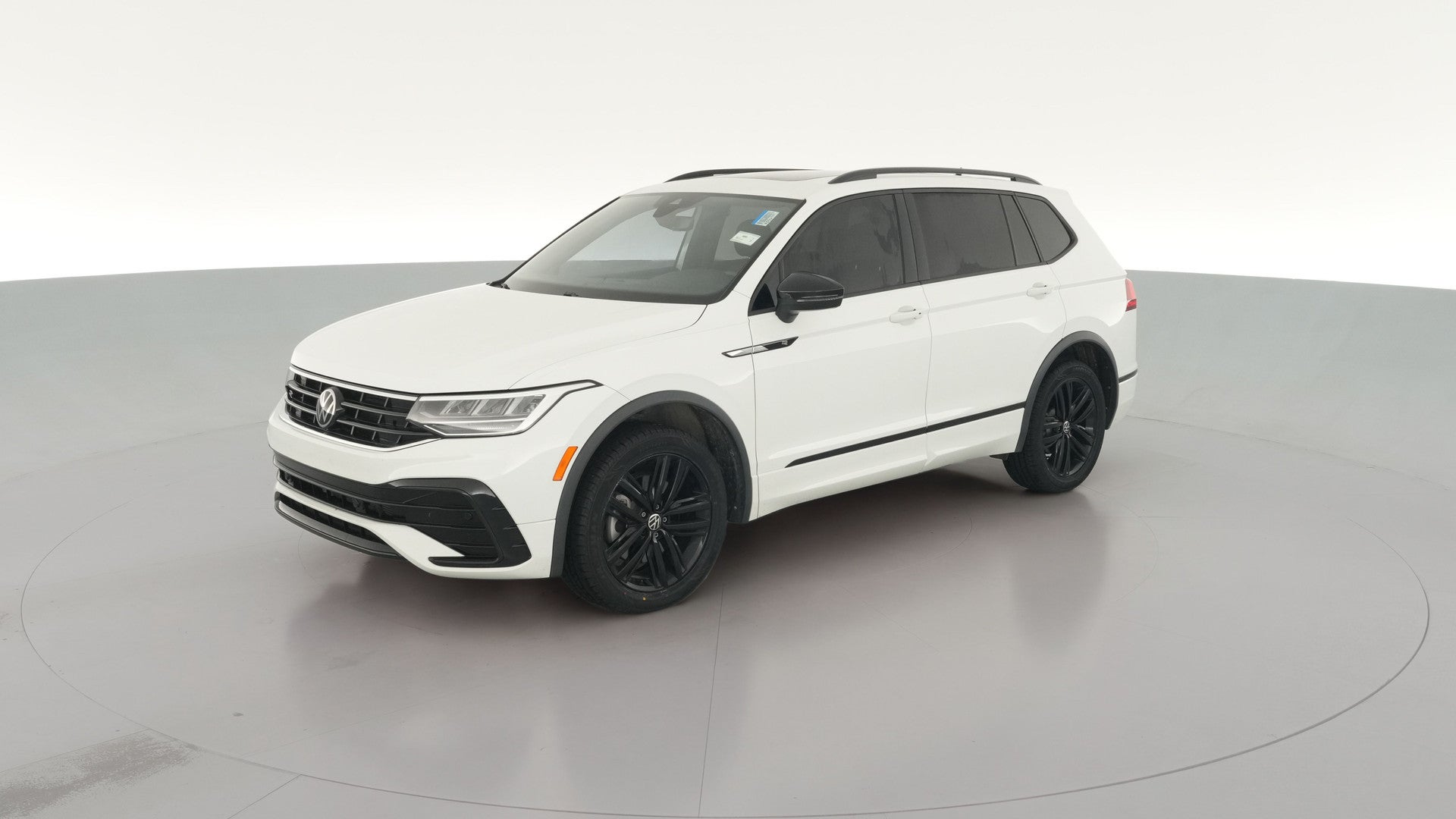 2022 Volkswagen Tiguan vehicle photo
