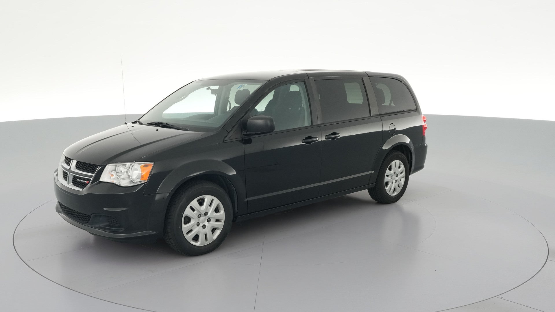 2018 Dodge Grand Caravan Passenger vehicle photo