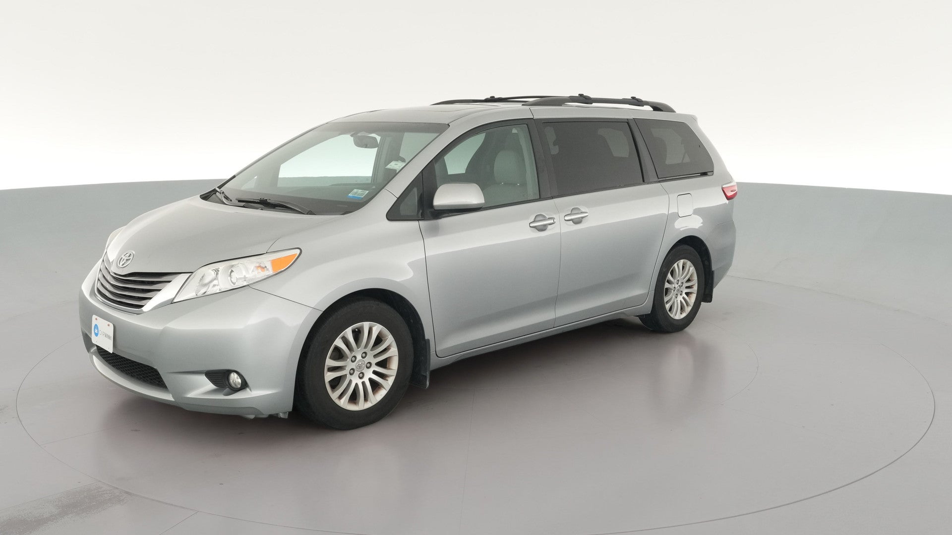 2016 Toyota Sienna vehicle photo