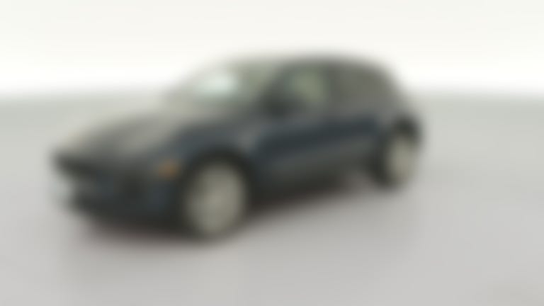 2023 Porsche Macan vehicle photo
