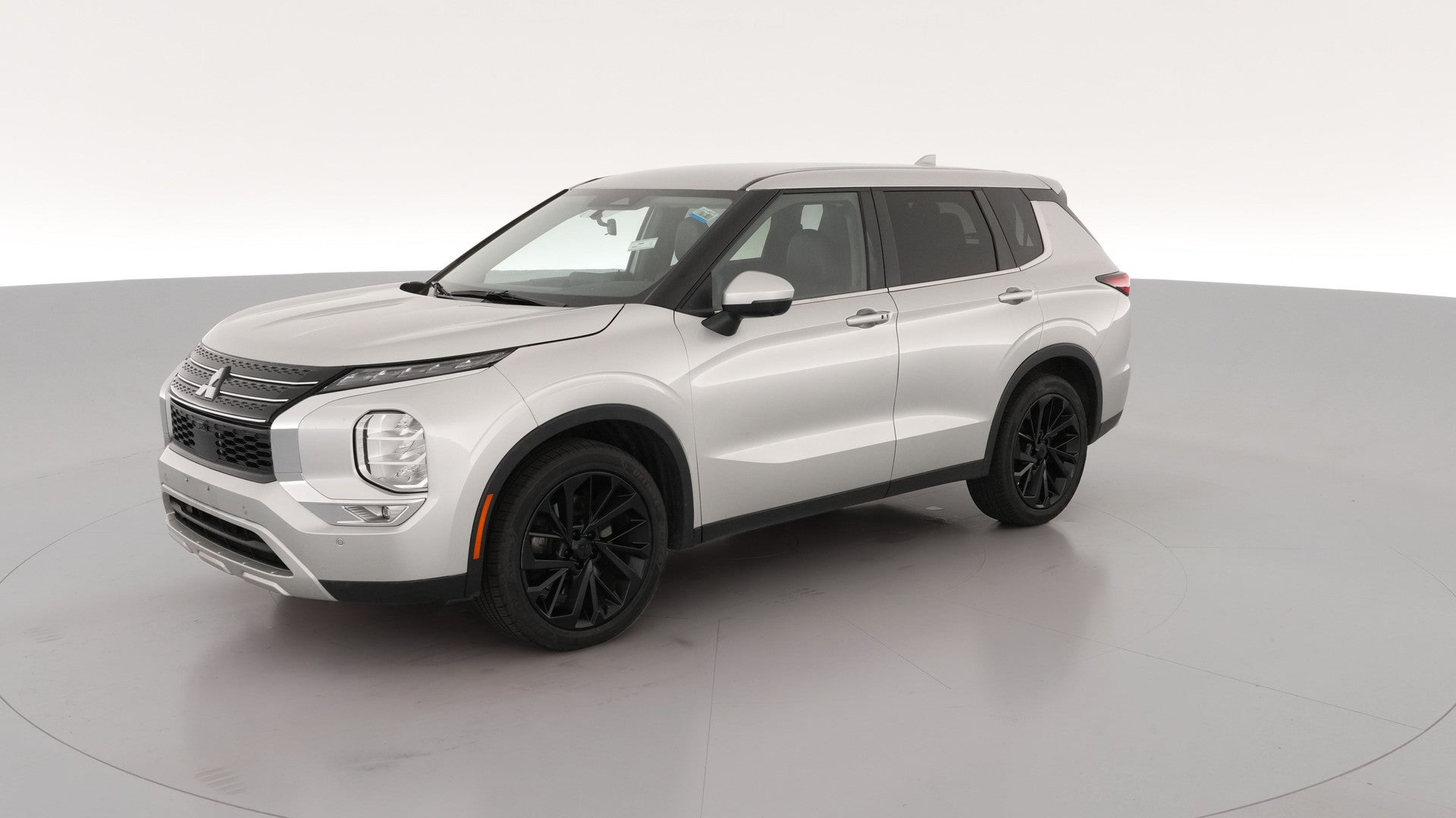 2024 Mitsubishi Outlander vehicle photo