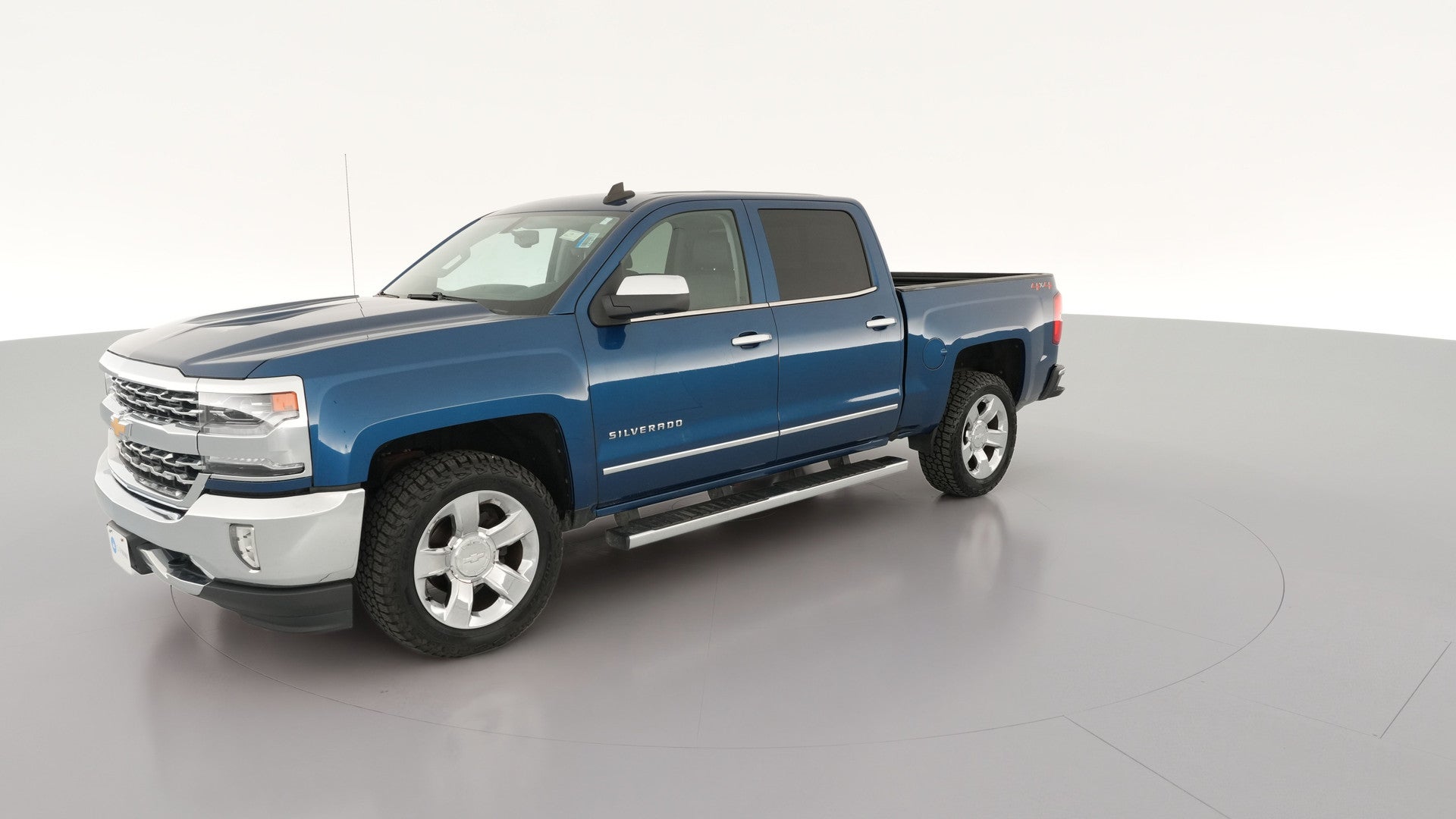 2018 Chevrolet Silverado 1500 Crew Cab vehicle photo