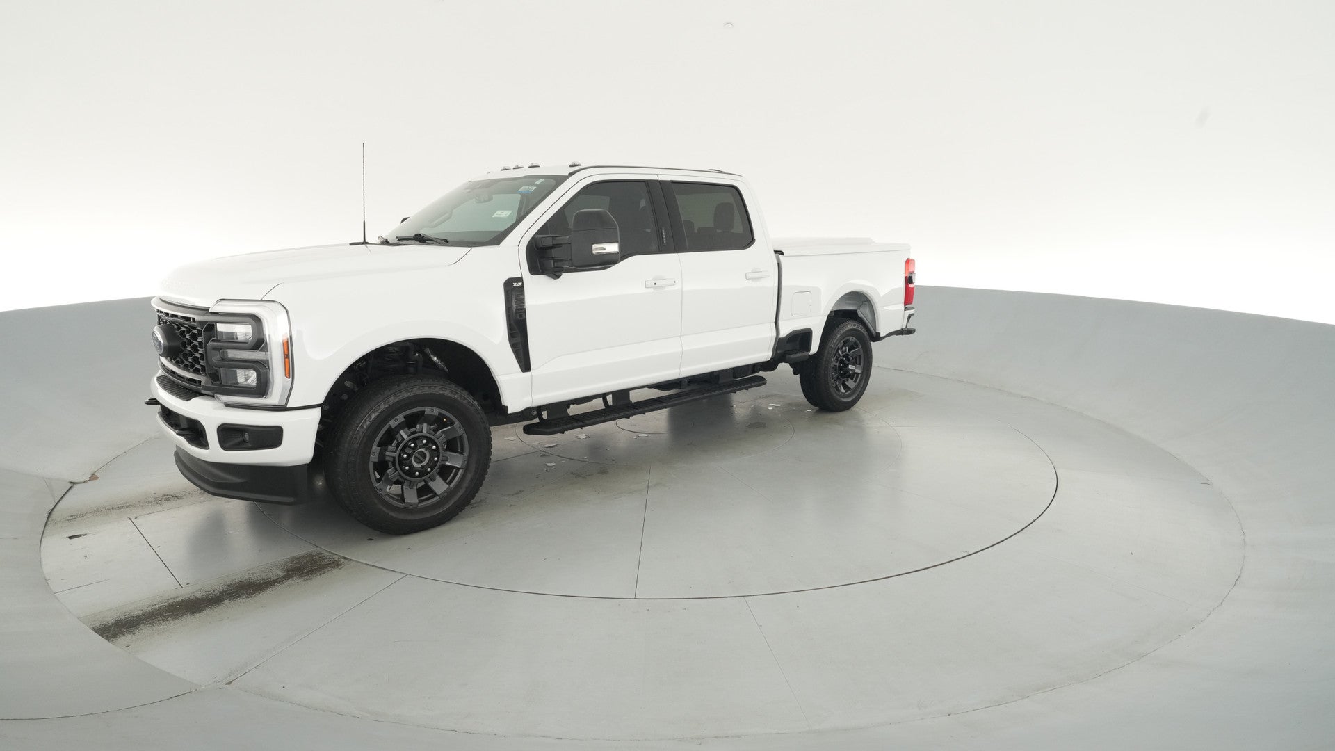 2024 Ford F250 Super Duty Crew Cab vehicle photo