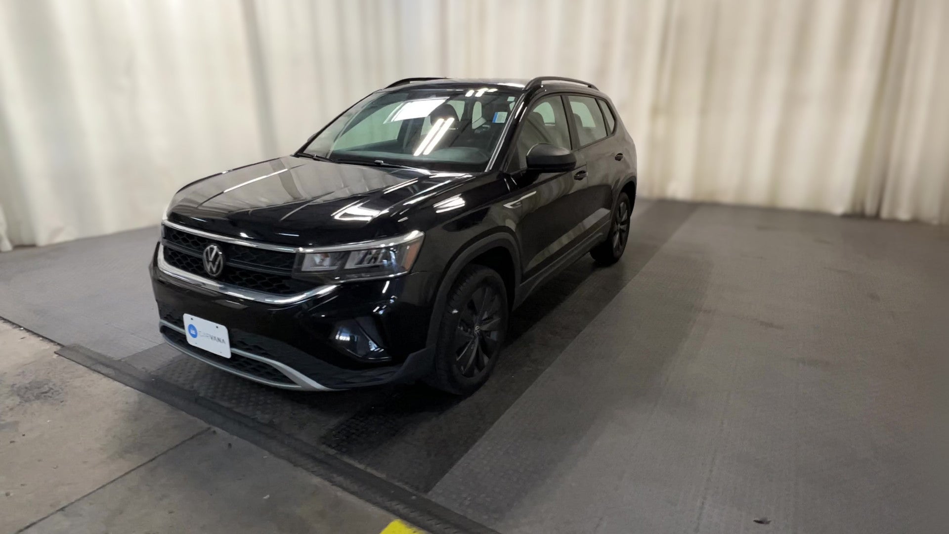 2023 Volkswagen Taos vehicle photo