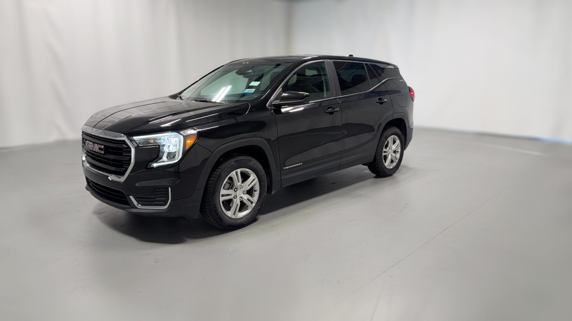 2024 GMC Terrain vehicle photo