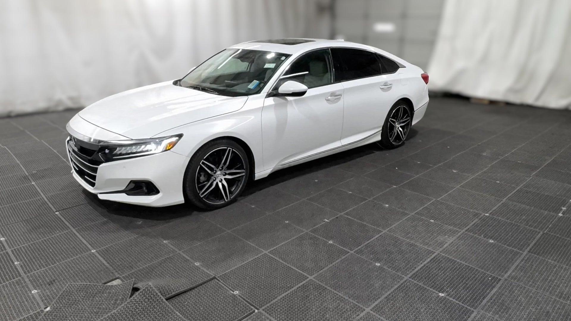 2021 Honda Accord vehicle photo