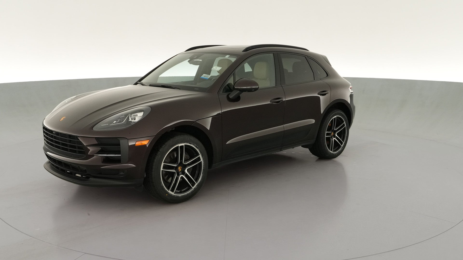 2021 Porsche Macan vehicle photo