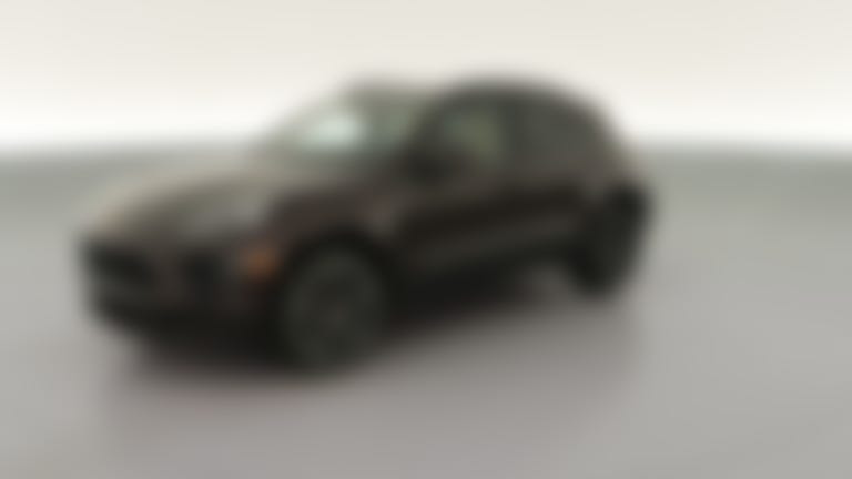 2021 Porsche Macan vehicle photo