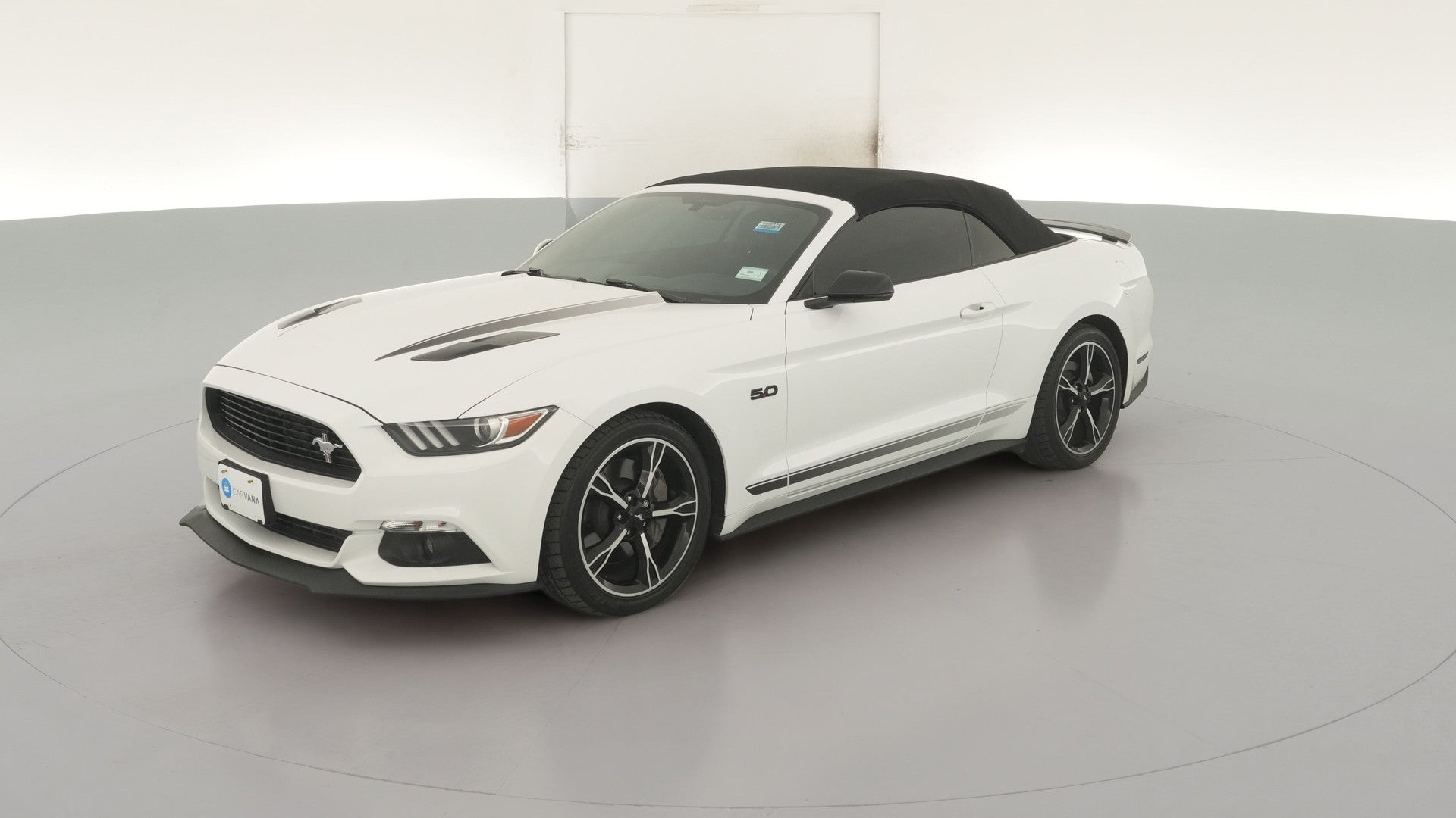2016 Ford Mustang vehicle photo