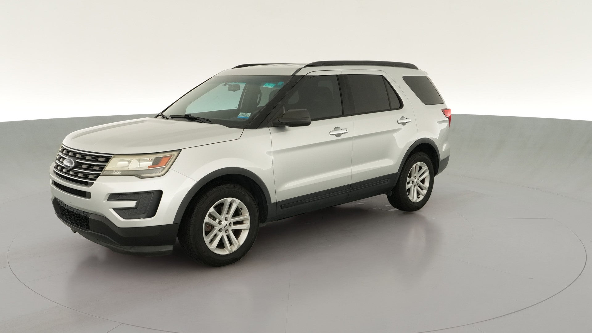2016 Ford Explorer vehicle photo