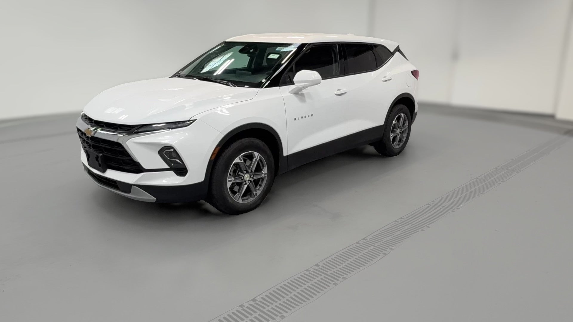 2025 Chevrolet Blazer vehicle photo