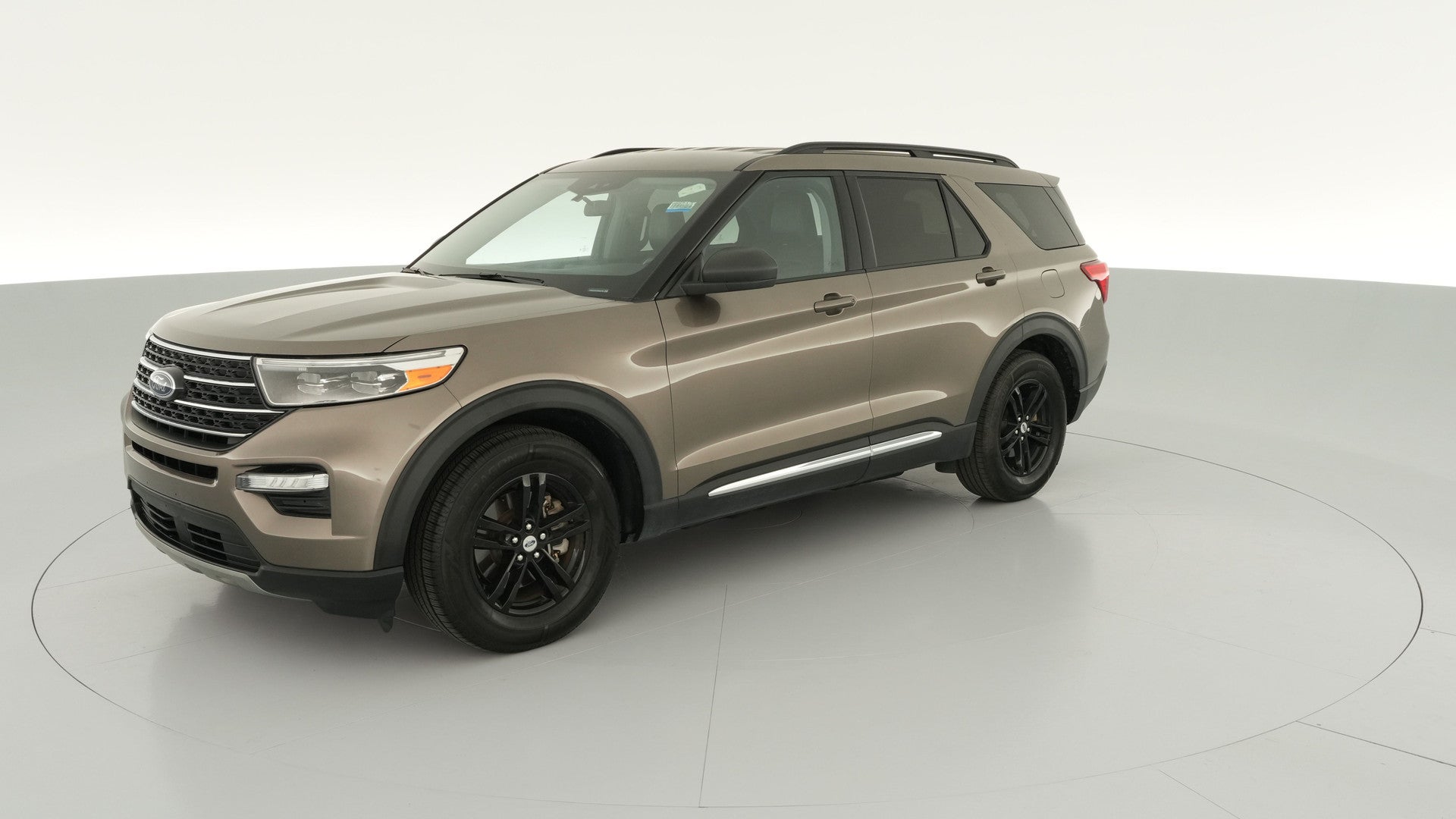2021 Ford Explorer vehicle photo