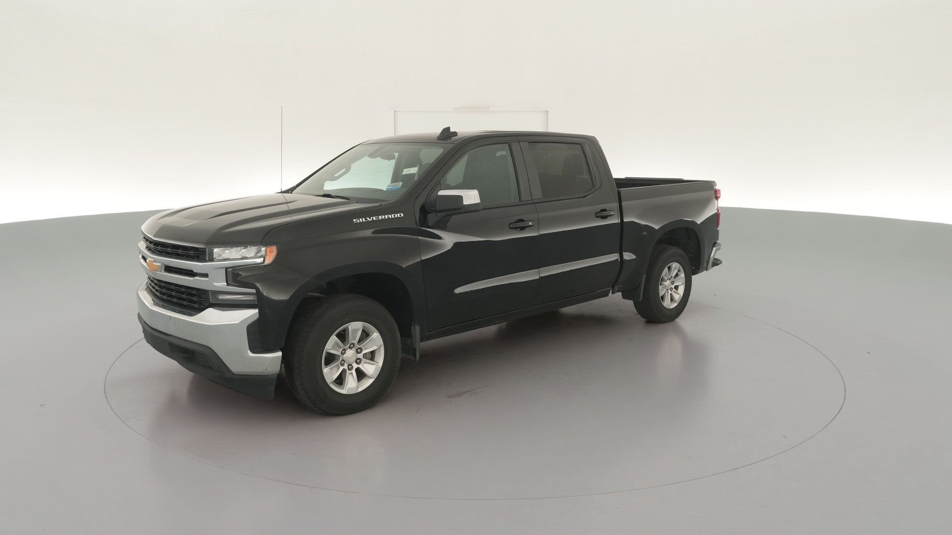 2020 Chevrolet Silverado 1500 Crew Cab vehicle photo