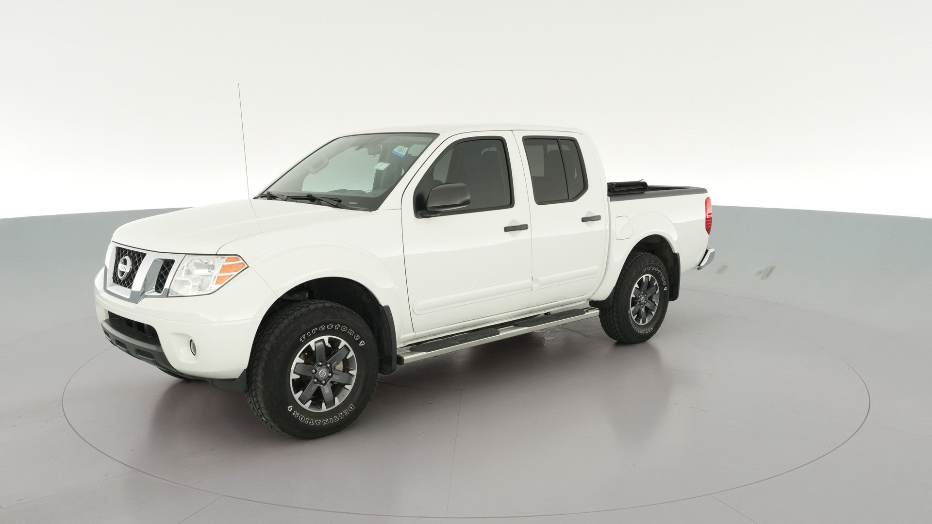 2021 Nissan Frontier Crew Cab vehicle photo