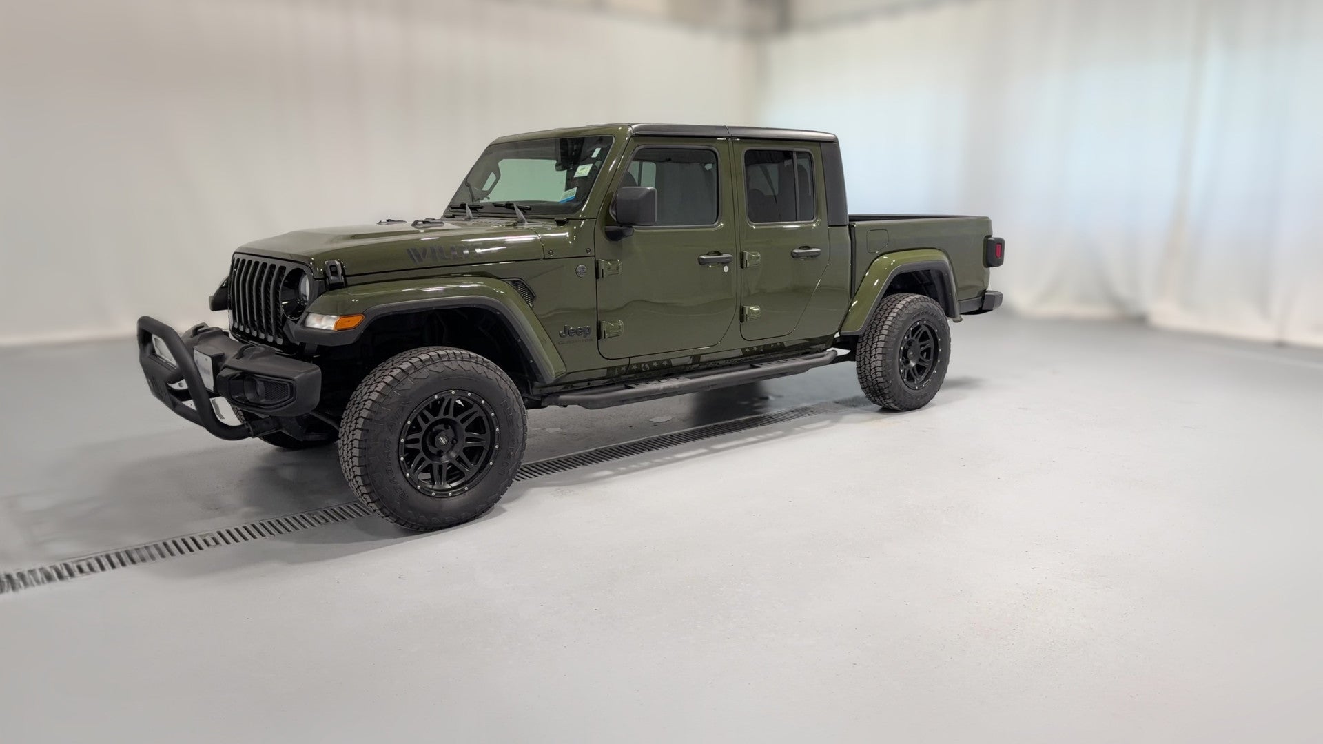 2022 Jeep Gladiator vehicle photo