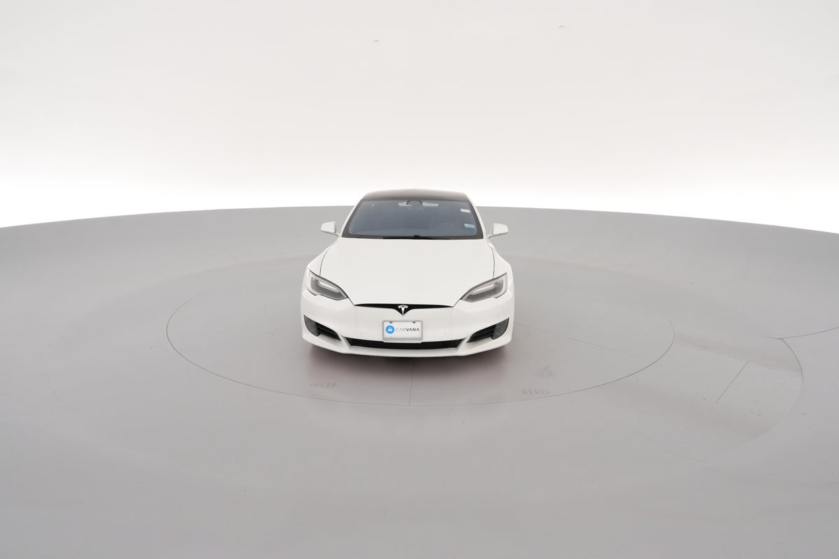 2017 Tesla Model S 75D in Pearl White Multi-coat — 360° view 1