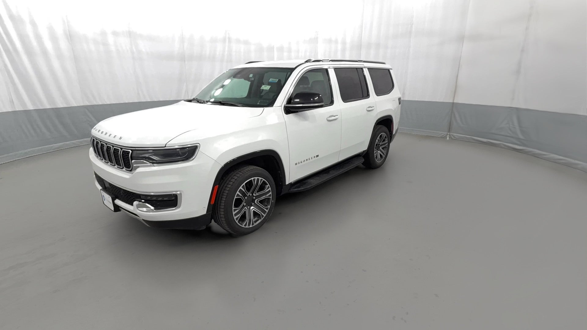 2024 Jeep Wagoneer vehicle photo