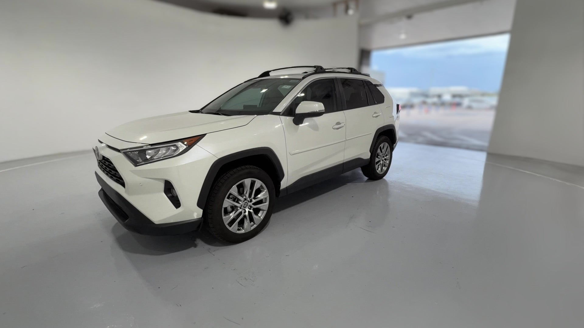 2021 Toyota RAV4 vehicle photo