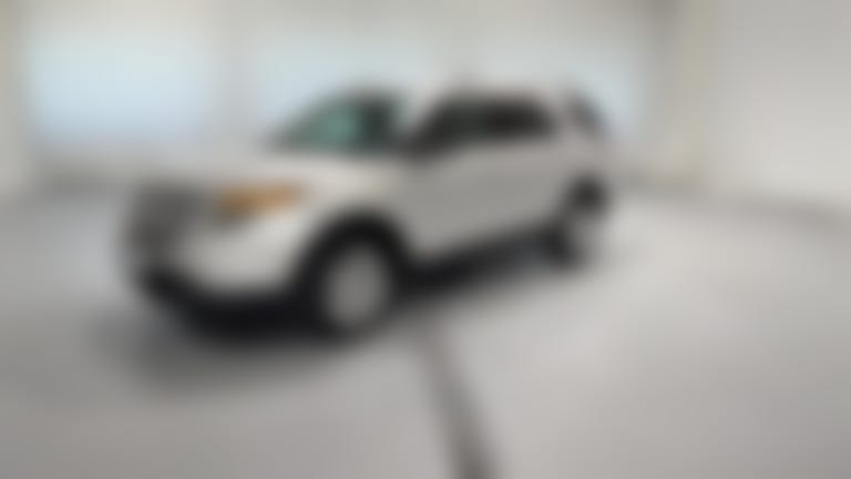2015 Ford Explorer vehicle photo