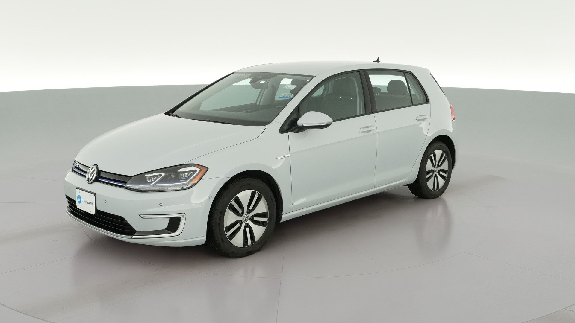2018 Volkswagen e-Golf vehicle photo