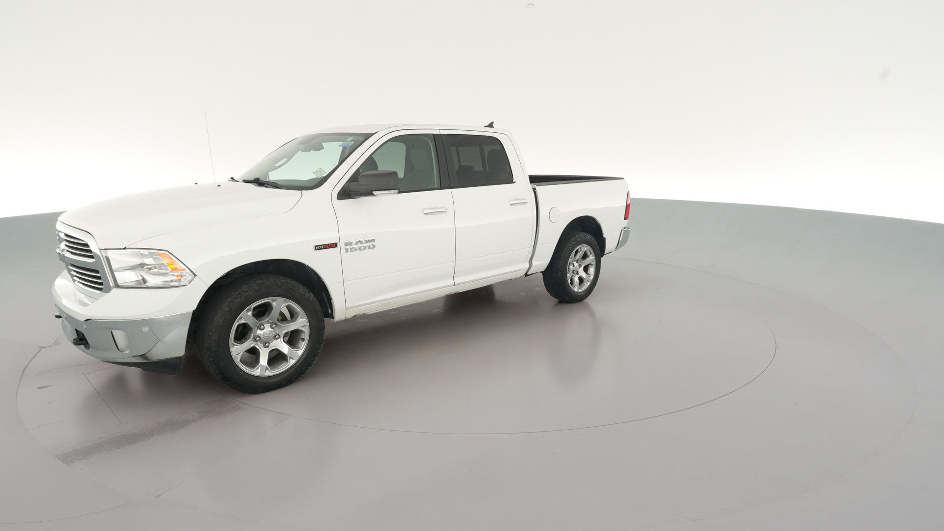 2018 Ram 1500 Crew Cab vehicle photo