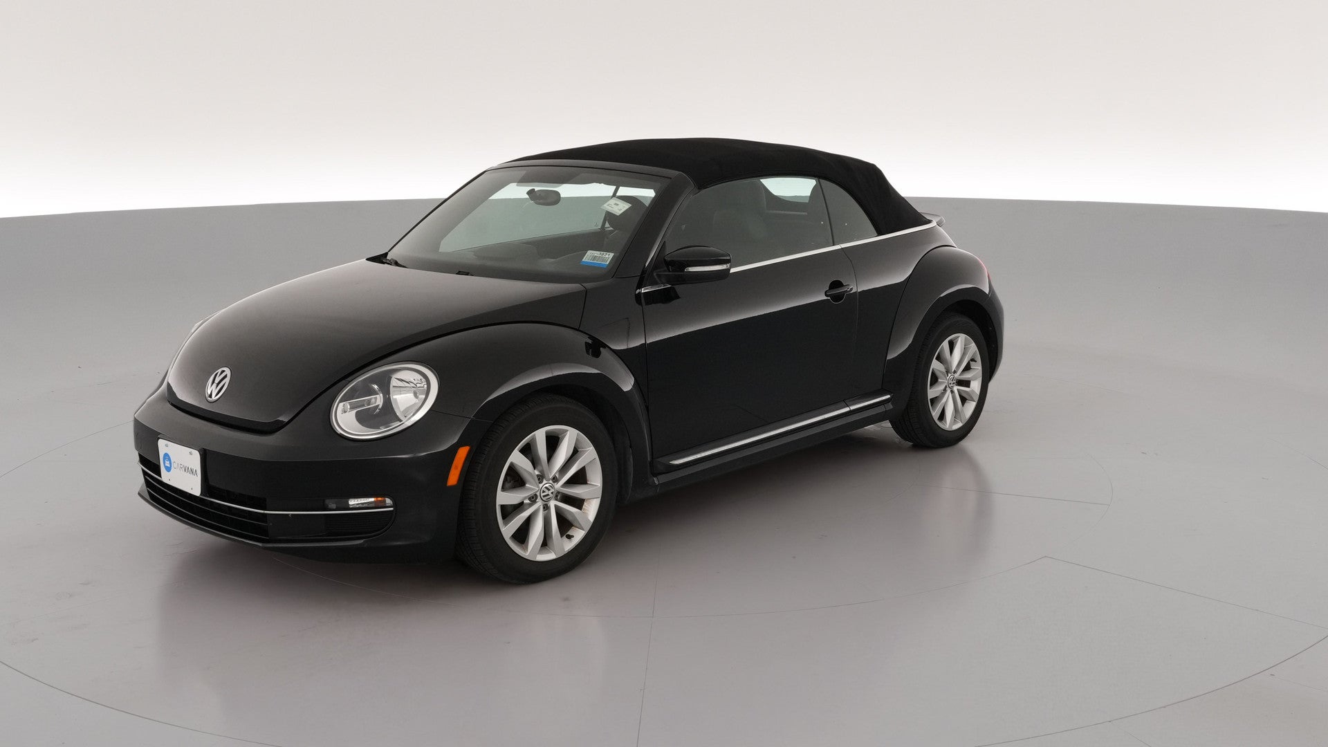 2013 Volkswagen Beetle vehicle photo