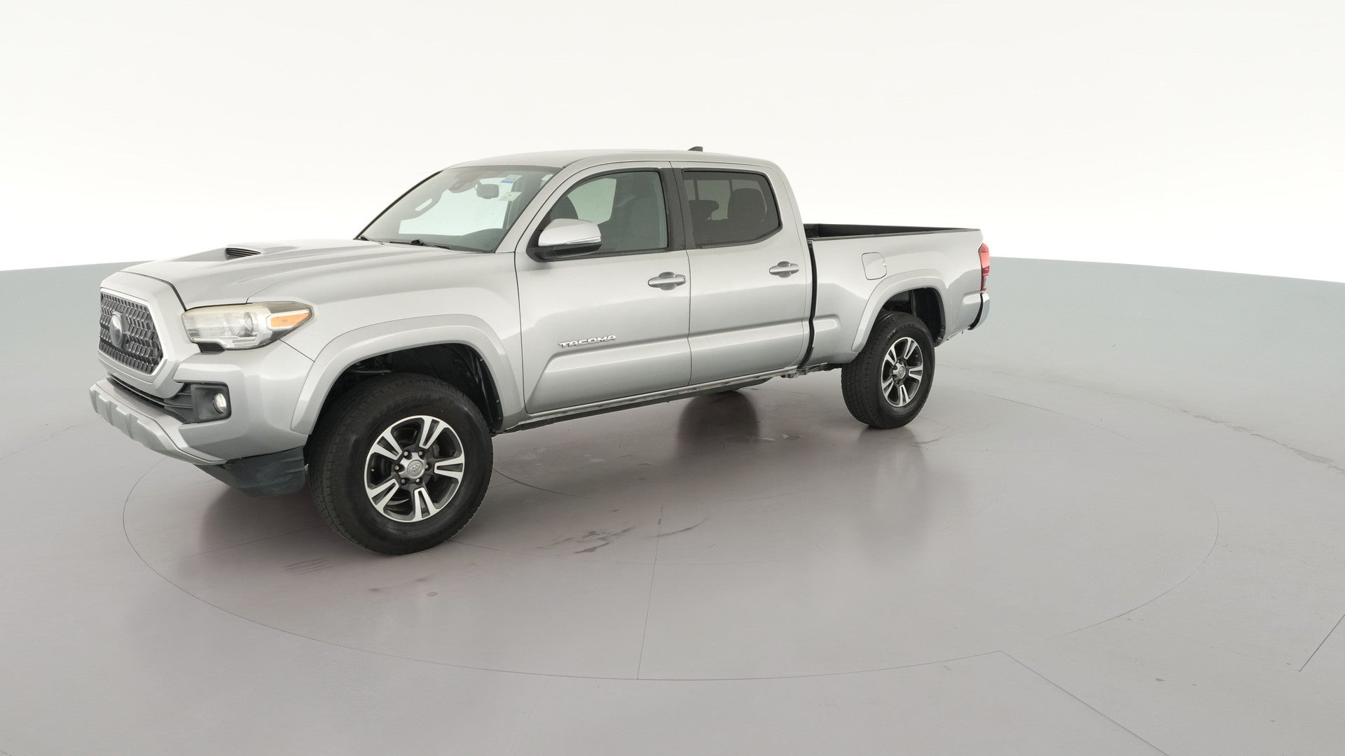 2018 Toyota Tacoma Double Cab vehicle photo