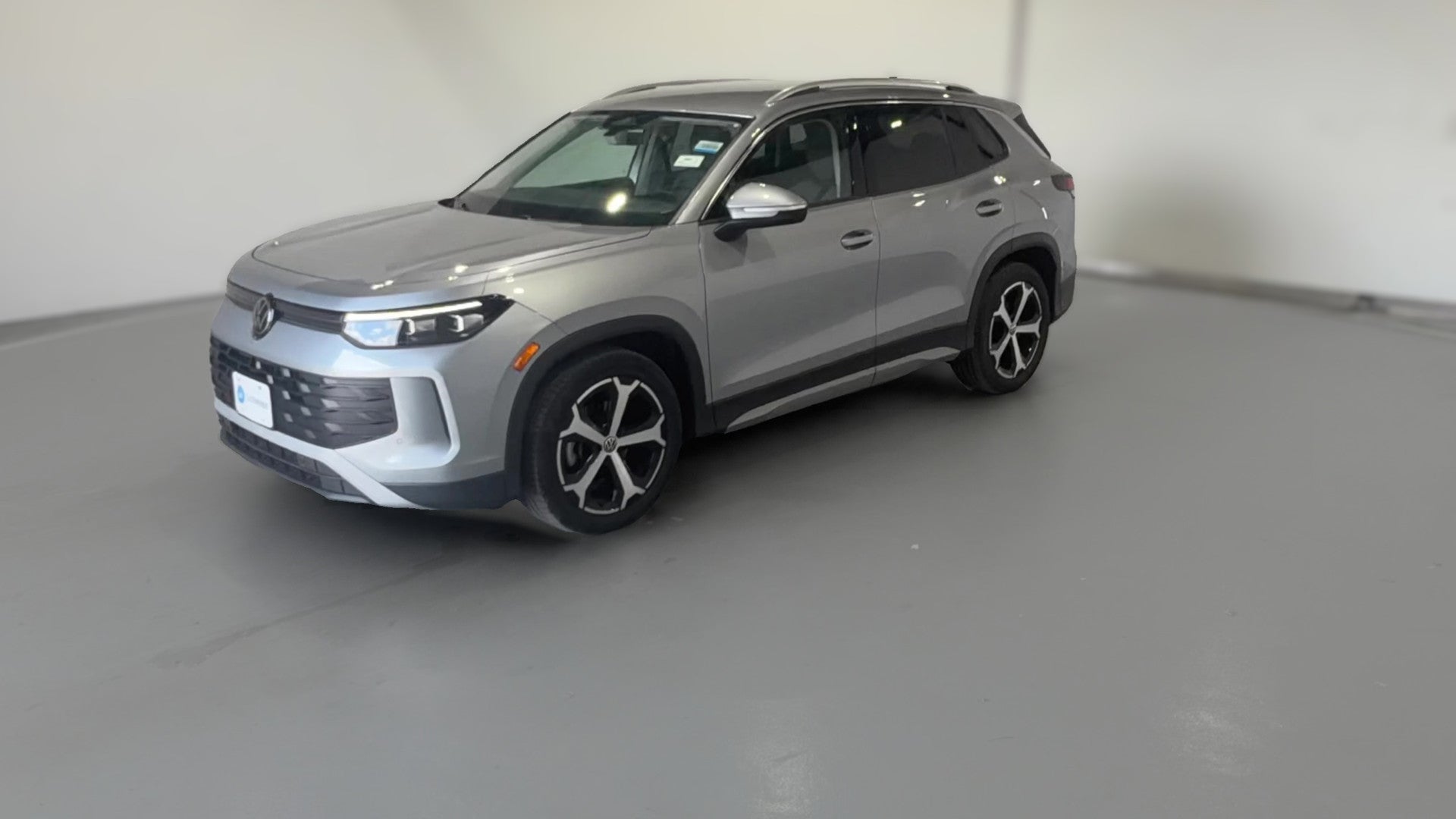 2026 Volkswagen Tiguan vehicle photo