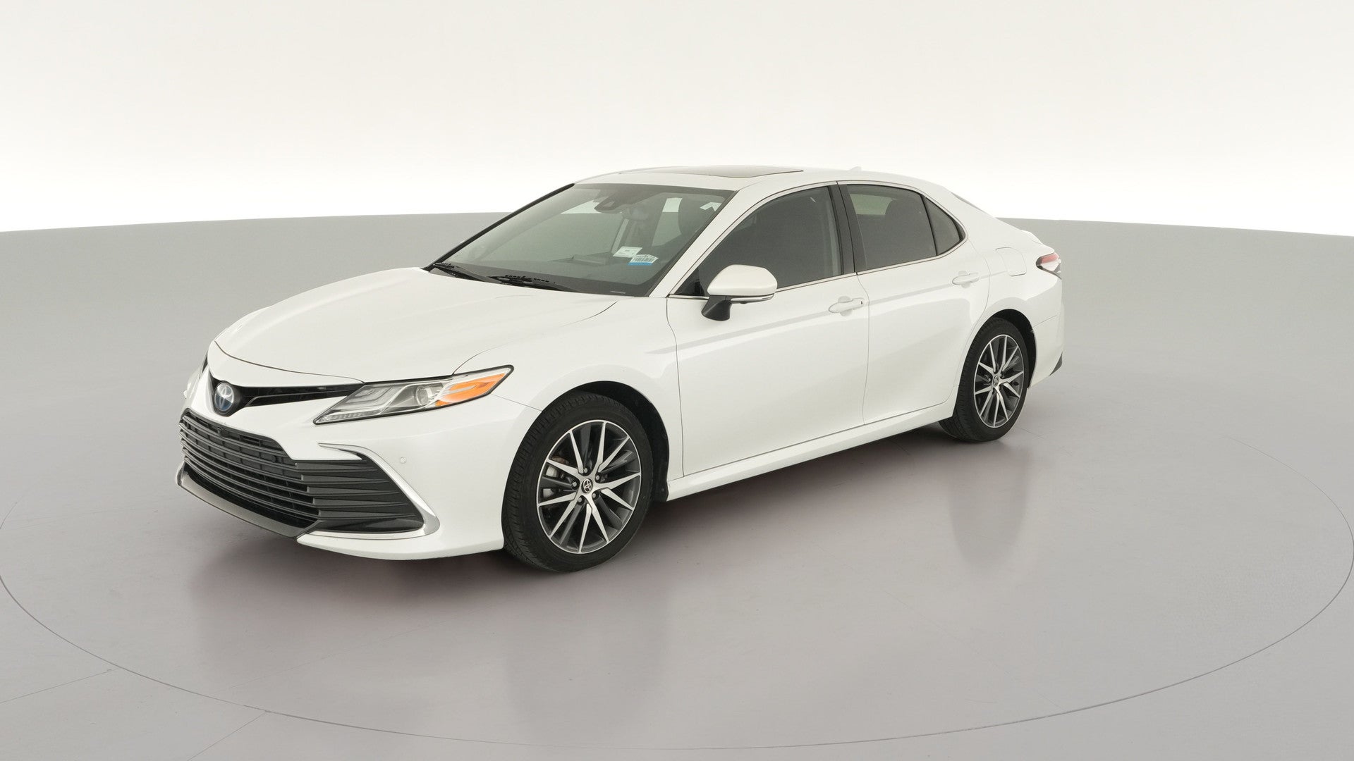 2022 Toyota Camry Hybrid vehicle photo