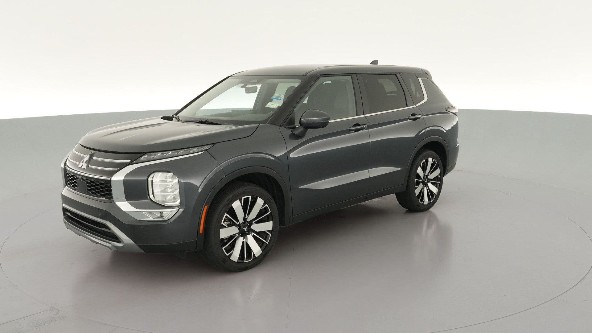 2025 Mitsubishi Outlander vehicle photo
