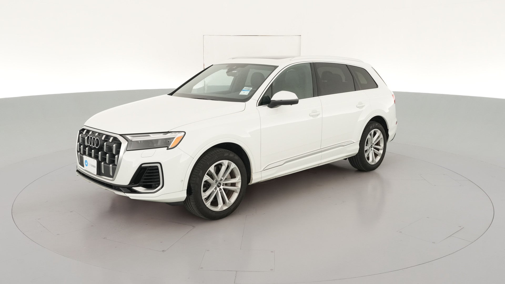 2025 Audi Q7 vehicle photo