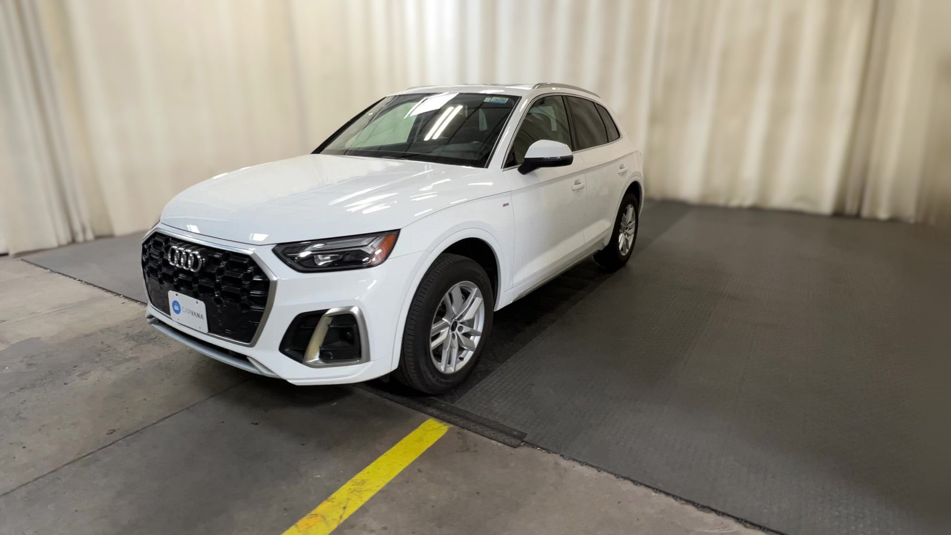 2023 Audi Q5 vehicle photo