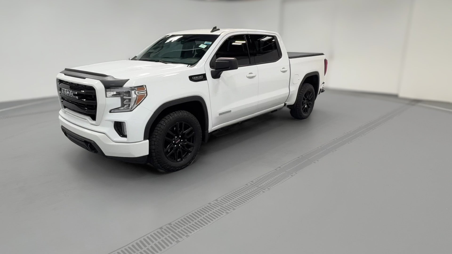 2020 GMC Sierra 1500 Crew Cab vehicle photo