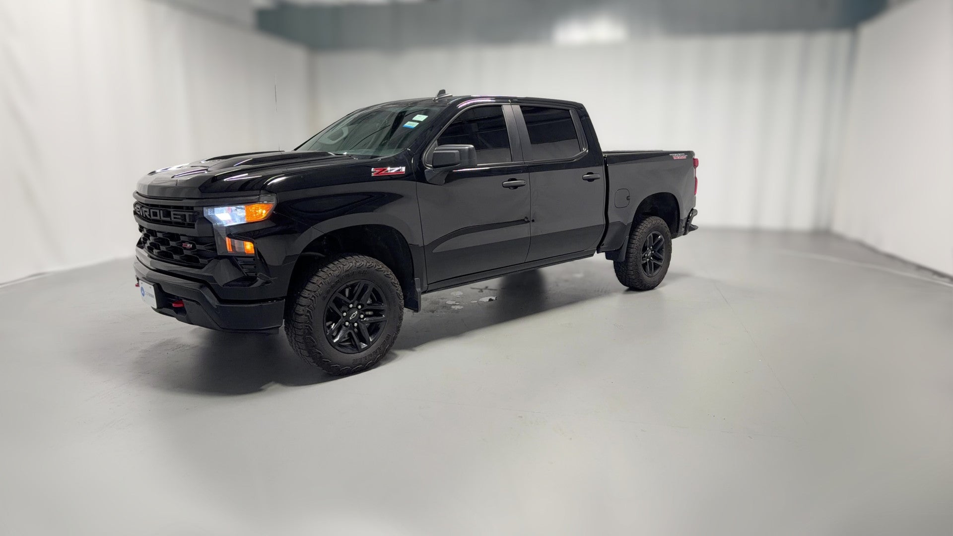 2025 Chevrolet Silverado 1500 Crew Cab vehicle photo