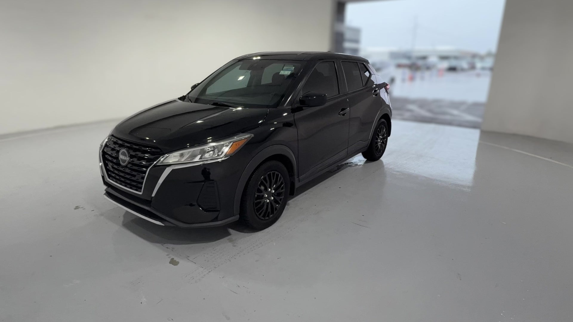 2022 Nissan Kicks vehicle photo