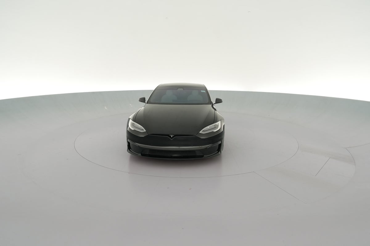 2021 Tesla Model S Long Range in Solid Black — 360° view 1