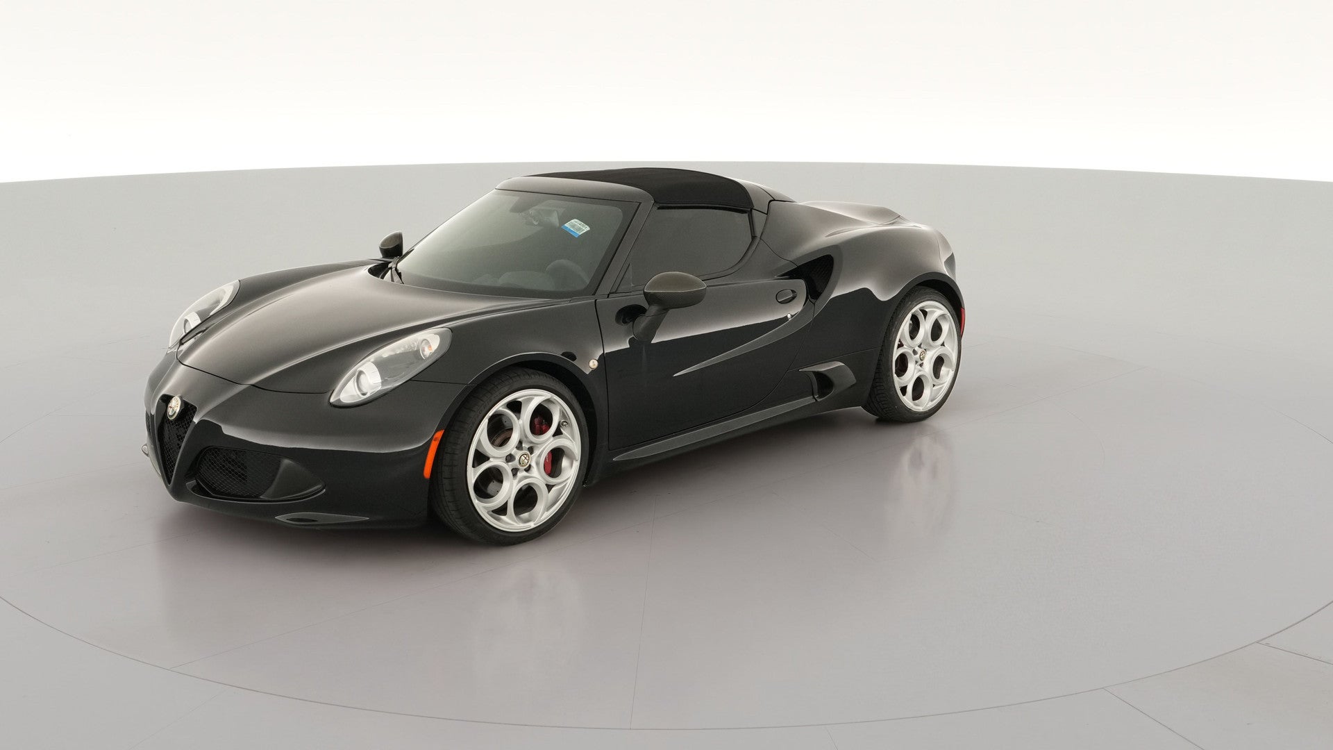2016 Alfa Romeo 4C Spider vehicle photo