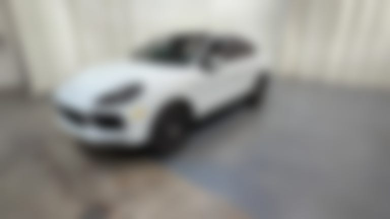 2022 Porsche Cayenne Coupe vehicle photo