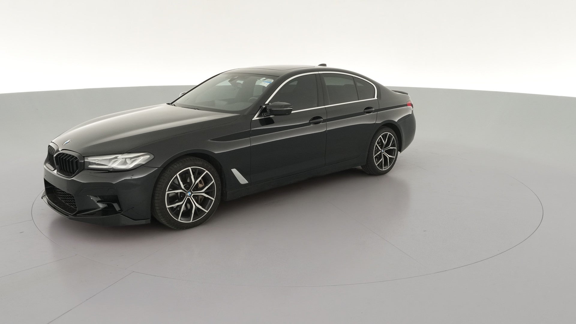 2021 BMW 5 Series vehicle photo