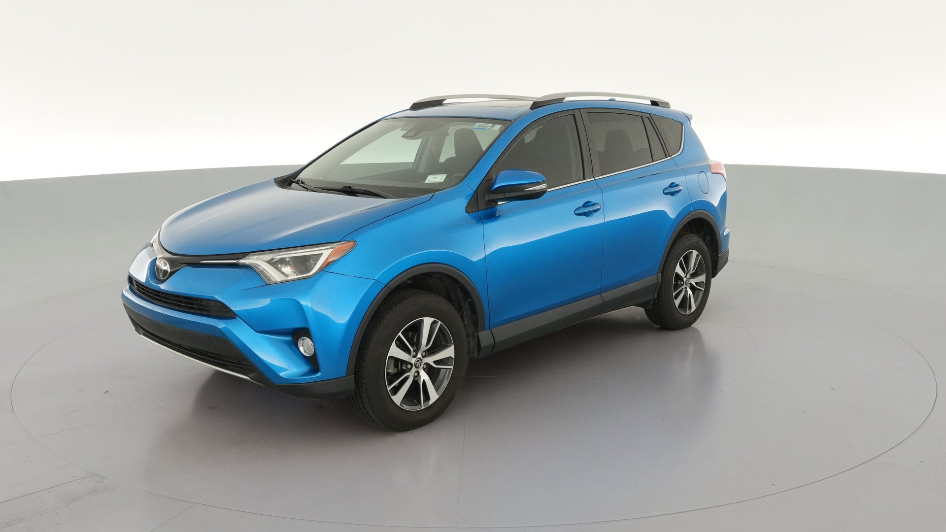 2018 Toyota RAV4 vehicle photo