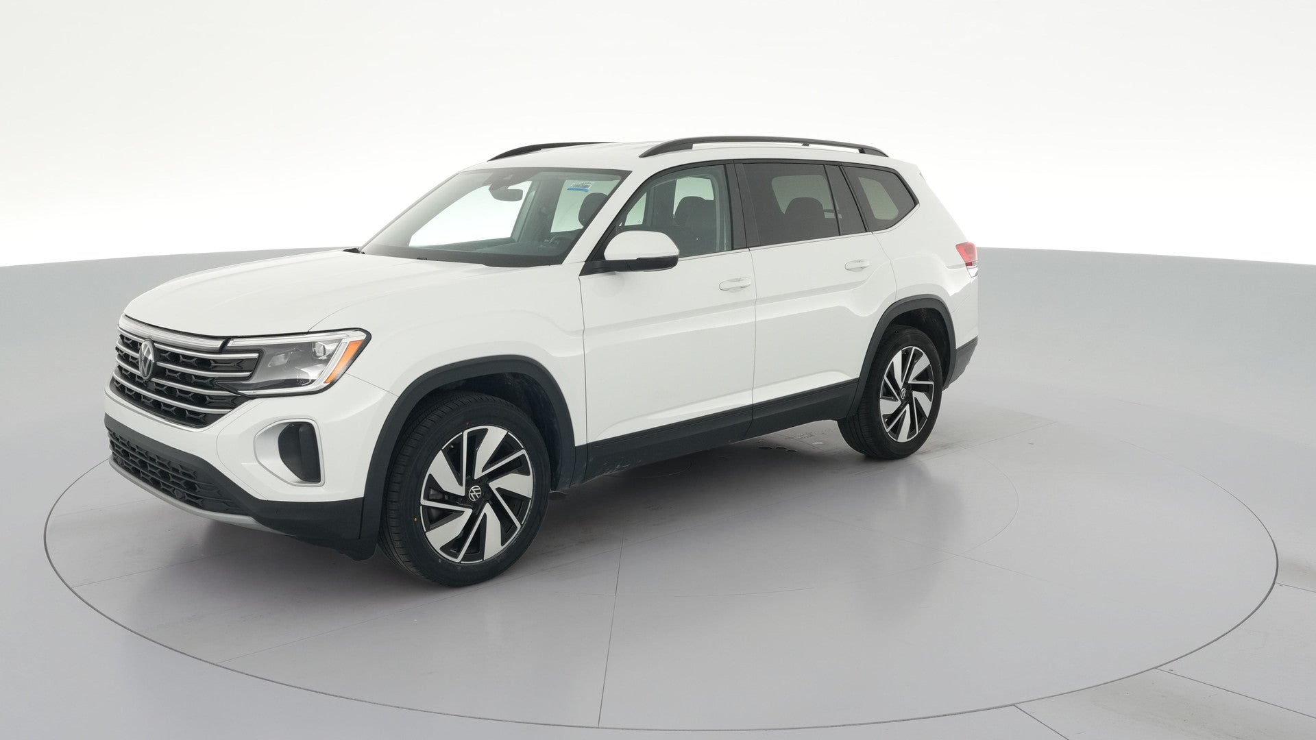 2025 Volkswagen Atlas vehicle photo