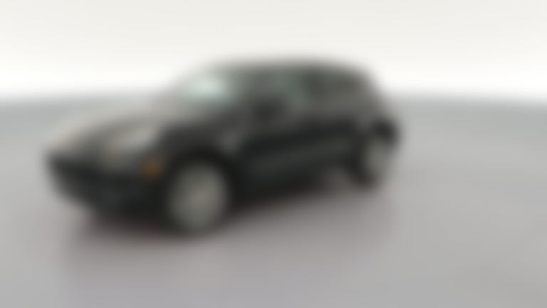 2015 Porsche Macan vehicle photo