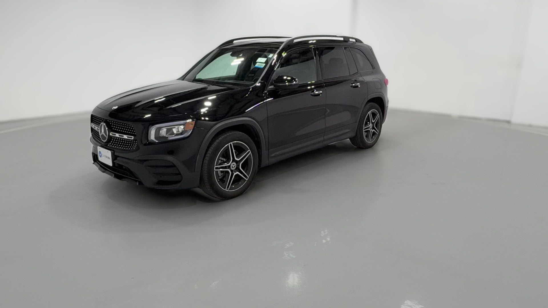 2023 Mercedes-Benz GLB vehicle photo