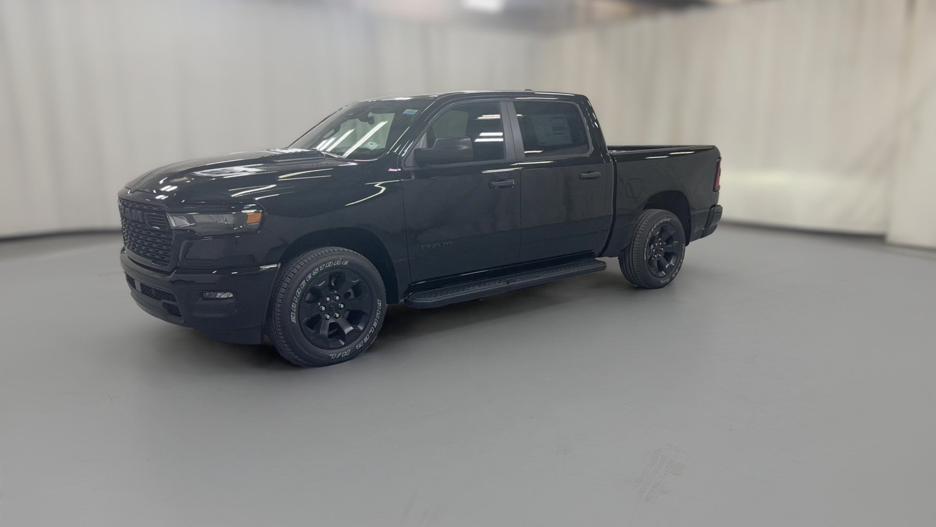 2027 Ram 1500 Crew Cab vehicle photo