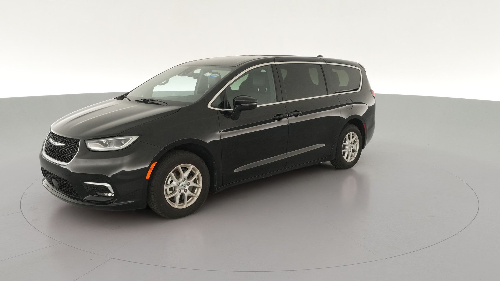 2025 Chrysler Pacifica vehicle photo